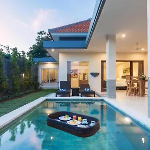 Kubu Petitenget 3* Seminyak